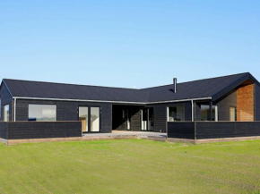 12 person holiday home in L kken
